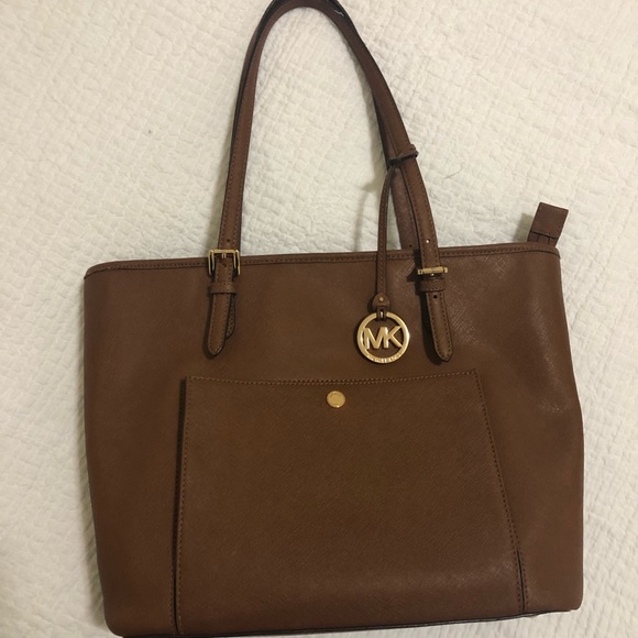 Michael Kors Handbags - Michael Kors bag